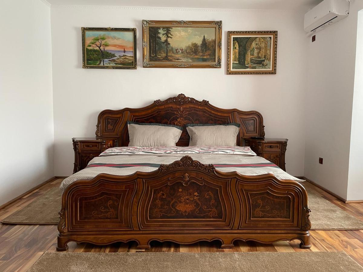 M & I Apartment 3 Targu Mures Ngoại thất bức ảnh